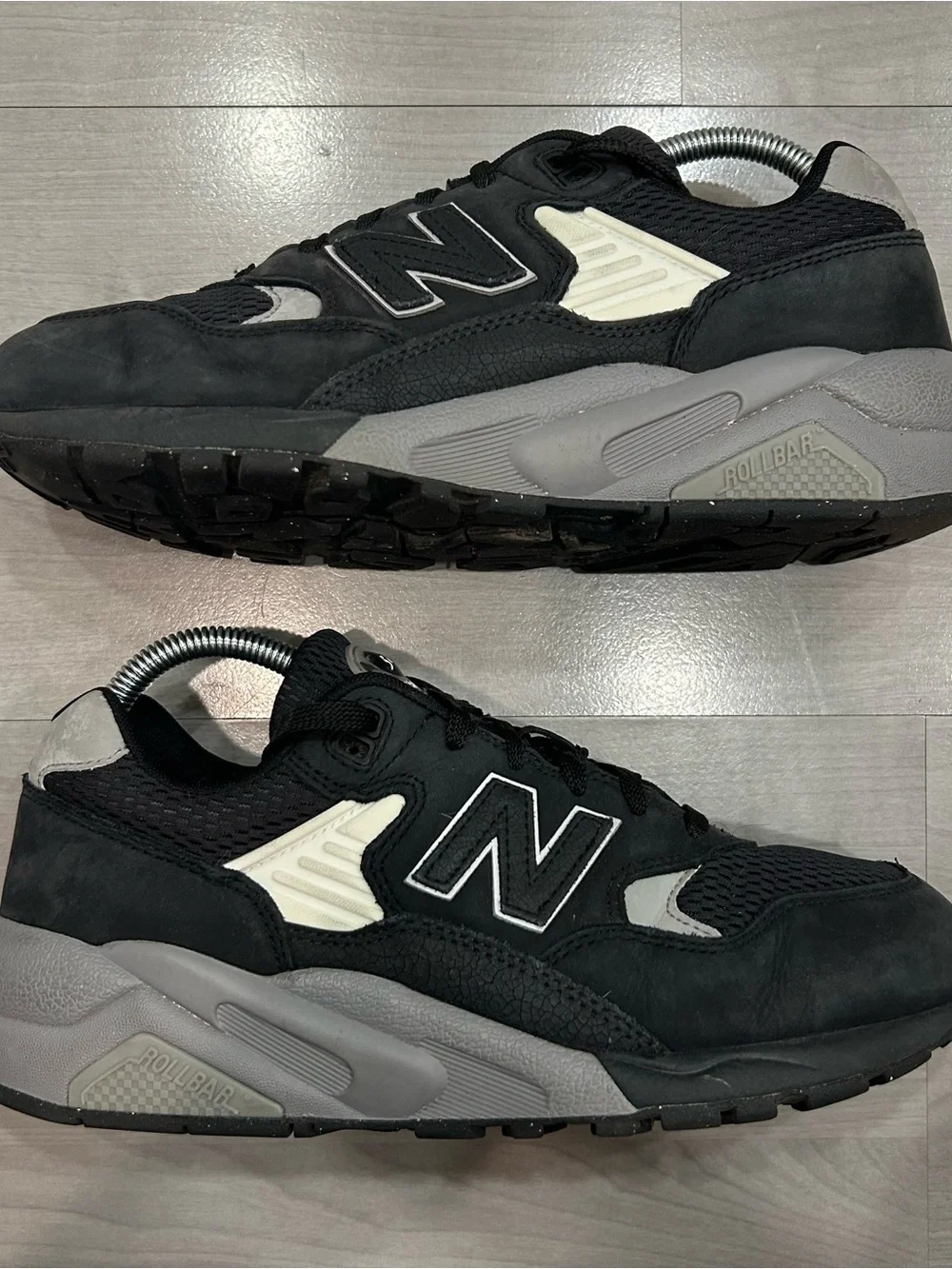 New Balance 580 Shoes Men's Size 7.5 Black Shadow Grey Suede Sneakers MT580MDB